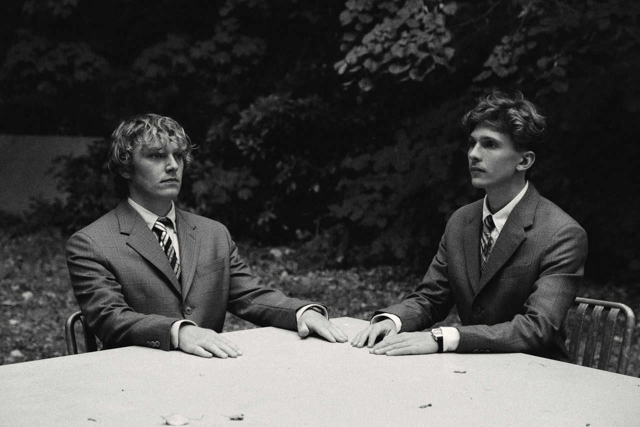 To Keep Gallery artists sillouette